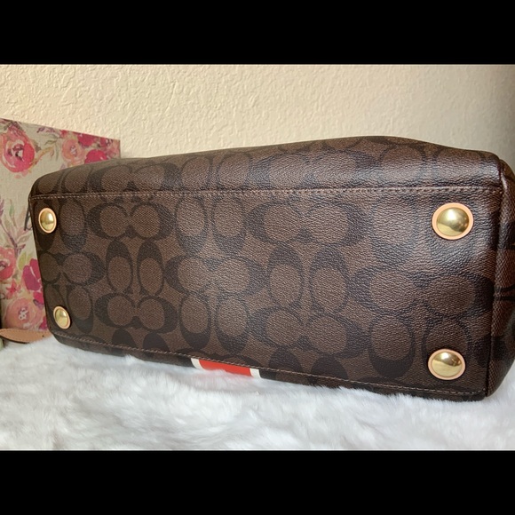 Coach satchel - Picture 6 of 11